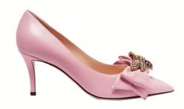 粉红色的高跟鞋在线观看,时尚与爱情的完美邂逅