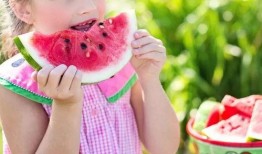 水晶瓜小孩免费吃是谁,揭秘神秘活动背后的神秘力量