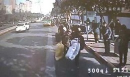 惊魂网友爆料事件视频在线观看,事件视频在线观看，揭秘惊悚瞬间