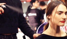 发胶在线观看,一场时尚与魔力的视觉盛宴